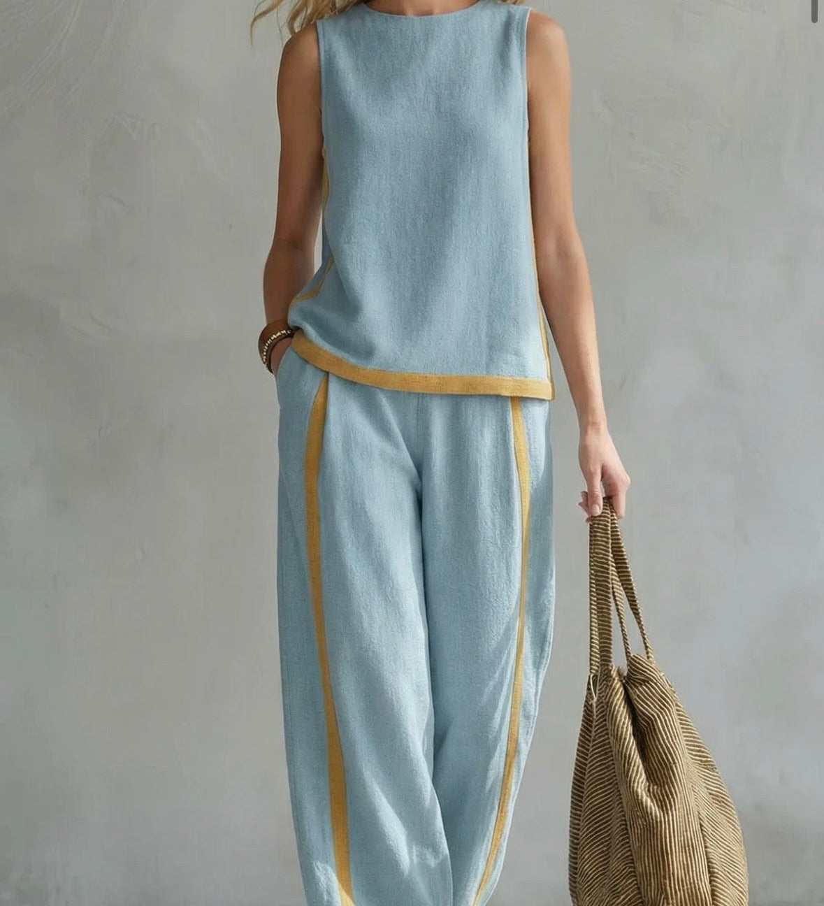 Lili Debrecen - Elegáns, pamutból és lenből készült hálóruha