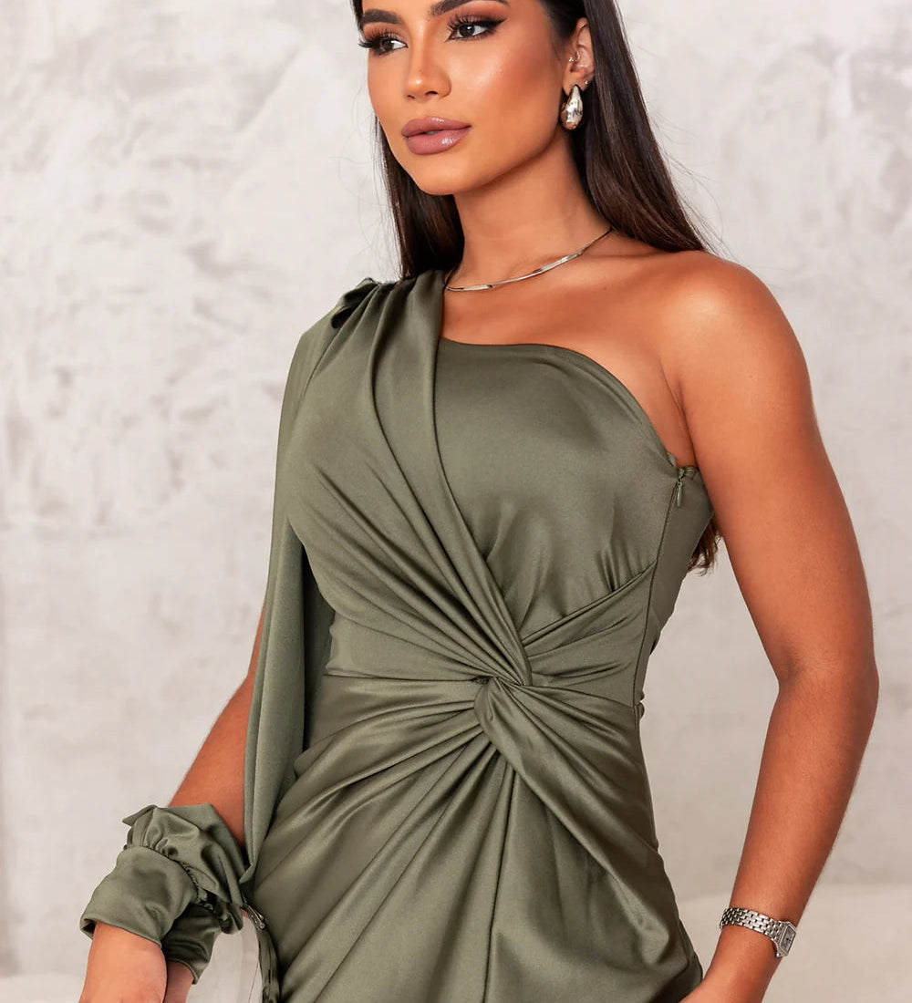 Puha és elegáns estélyi ruha